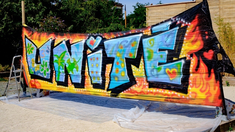 Initiation graffiti