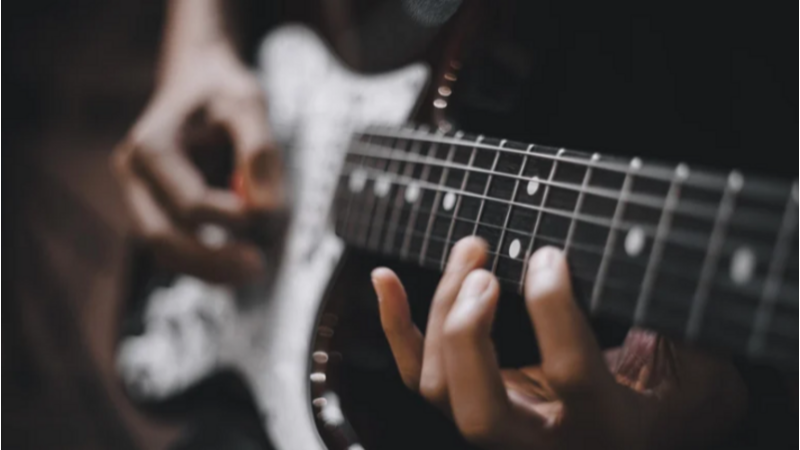 Le Chant, la Guitare, et la Musique en général 😀